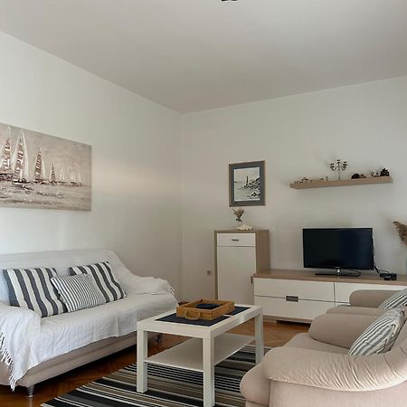 Holiday Home Villa Emma Debeljak Extérieur photo