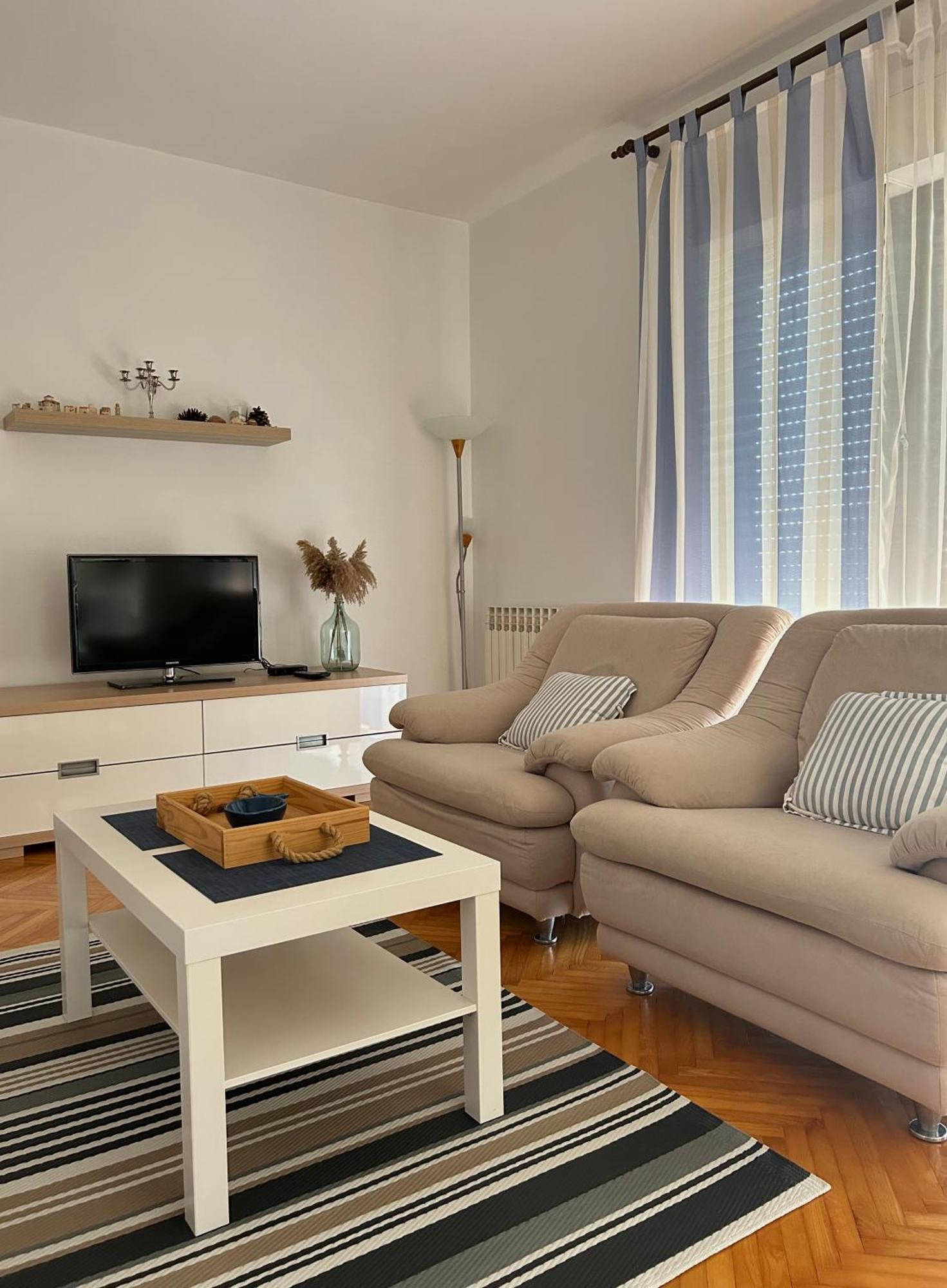 Holiday Home Villa Emma Debeljak Extérieur photo