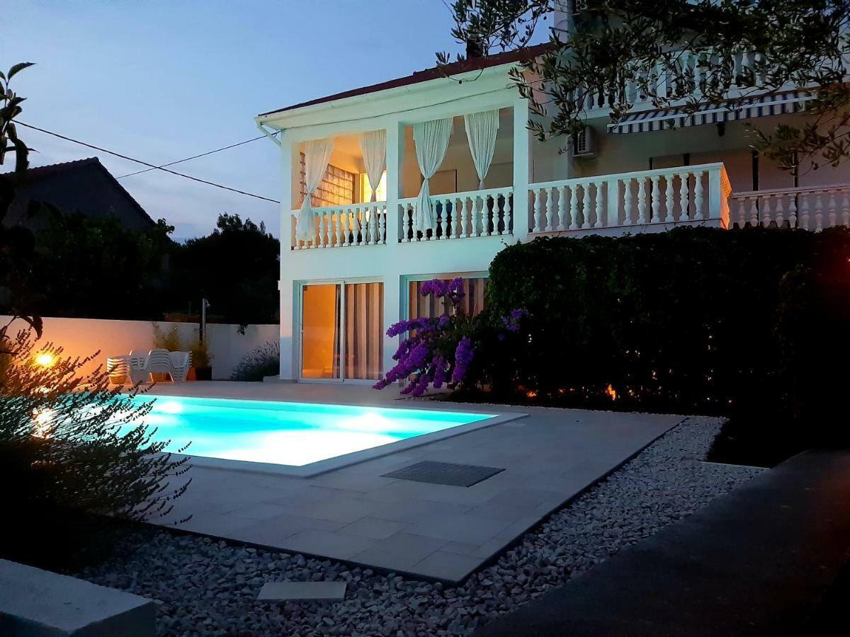 Holiday Home Villa Emma Debeljak Extérieur photo